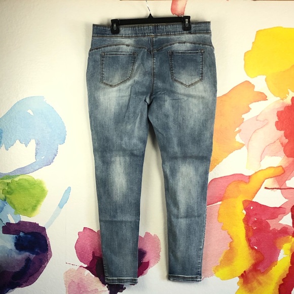 OMG Skinny Distressed Jeans - Picture 6 of 7